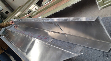 橡膠粘鋼材用(yòng)什(shén)麽膠水(shuǐ)？